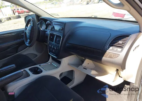 2013 Dodge Grand Caravan Sxt from USA, damaged, VIN 2C4RDGCG1DR624088